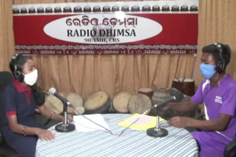 odia tribals spreading awareness over corona on radio