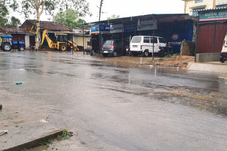 Constant rain in Surajpur increases farmers' problems