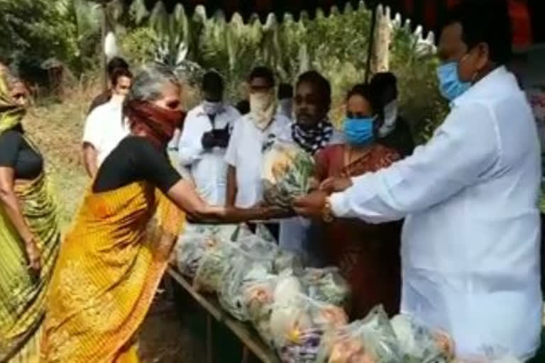 vegetables distributed in naagullanka east godavari district