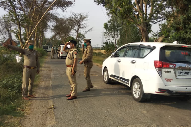 एसएसपी ने गुलरिहा थाने तथा भटहट चौकी का किया निरीक्षण.