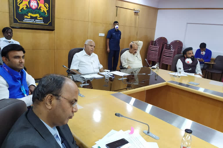 CM preliminary meeting with ministers and officials