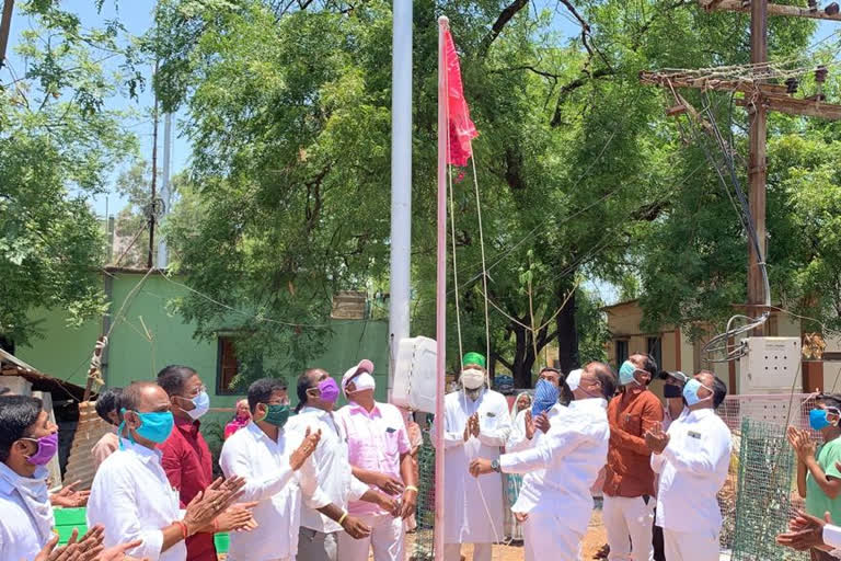 trs formation day celebrations at narayankhed