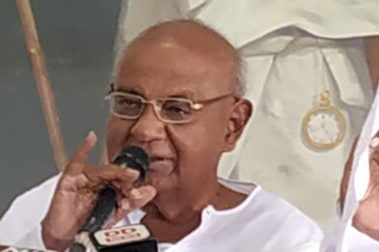 Former Prime Minister Deve Gowda wrote a letter to the CM