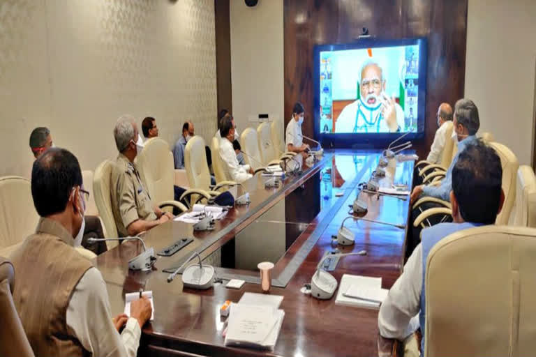 PM Modi gave instructions to officers after video conferencing