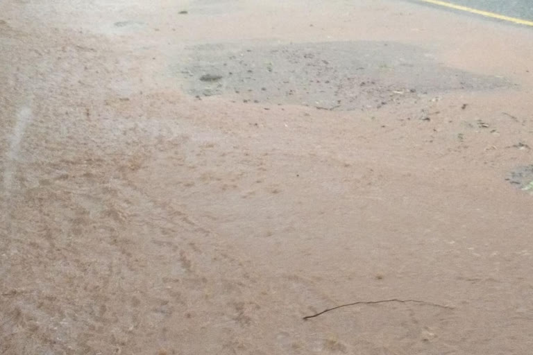 hailstorm-with-heavy-rain-in-jagdalpur