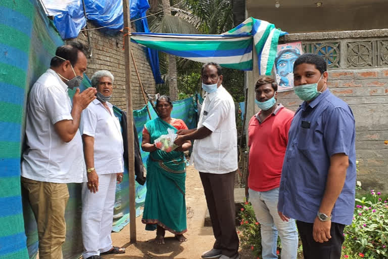 vegetables distribution at kottapet east godavari district