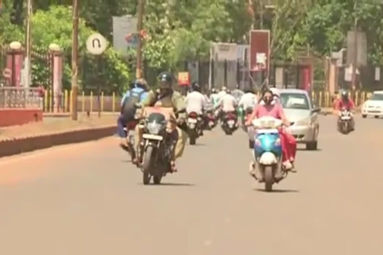 people came out to road at Bidar in amid lockdown