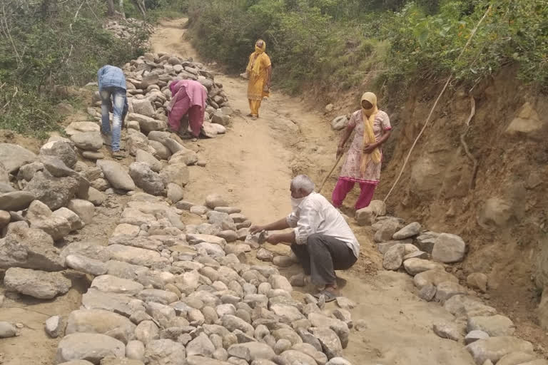 MNREGA work started in Bilaspur