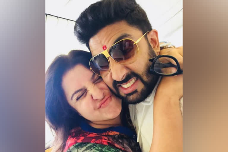 abhishek bachchan helps farah khan's daughter