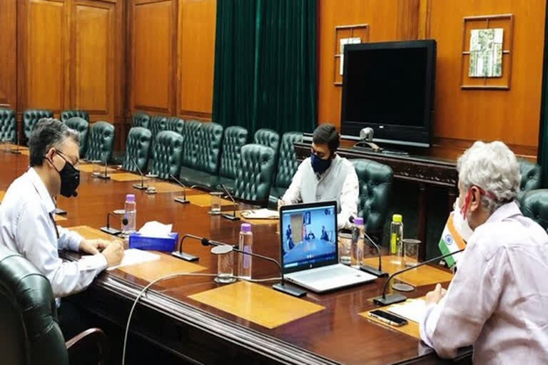 Through video conference  Jaishankar discusses coronavirus with Afghan FM  അഫ്ഗാൻ വിദേശകാര്യ മന്ത്രിയുമായി ചർച്ചനടത്തി എസ്. ജയ്ശങ്കർ  അഫ്ഗാൻ വിദേശകാര്യ മന്ത്രി മുഹമ്മദ് ഹനീഫ്  കേന്ദ്ര വിദേശകാര്യ മന്ത്രി എസ്. ജയ്ശങ്കർ