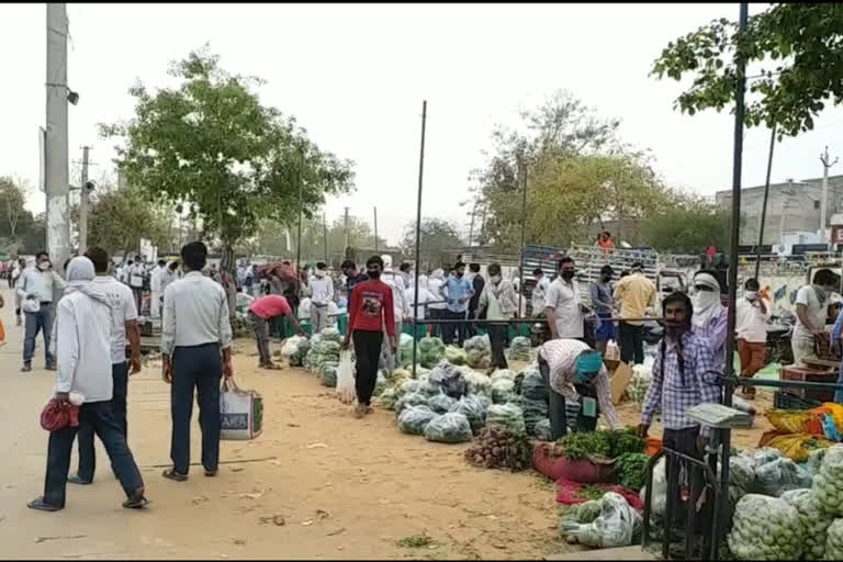 बाजारों में बढ़ी लोगों की आवाजाही,  अलवर न्यूज़,  अलवर मार्किट,  अलवर में खुली दुकानें , लॉकडाउन अपडेट,  मॉडिफाइड लॉकडाउन अलवर,  alwar news,  lockdown in alwar,  modified lockdown in alwar