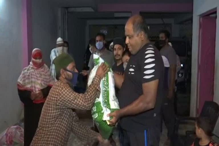 Essential kits distributed to needy in Hyderabad