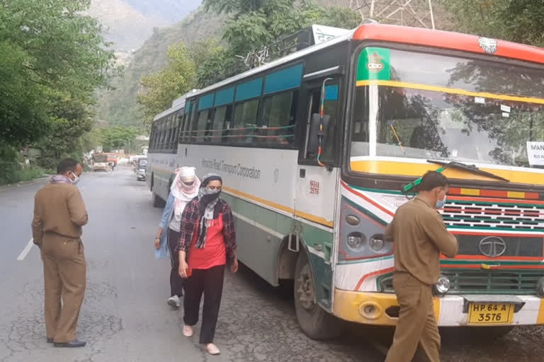 students stranded in Chandigarh