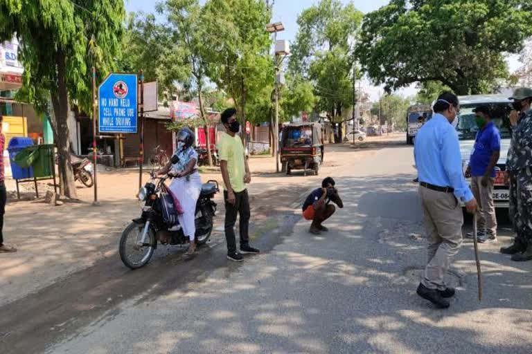 Vehicle checking campaign in Simdega