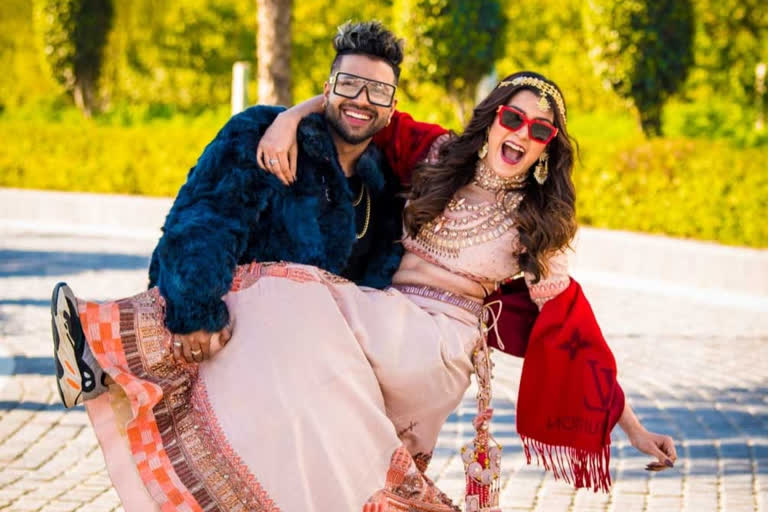 Aastha gill, Aastha gill new song release, Aastha gill to spread cheer with vide bana de, Aastha gill new song video bna de, आस्था गिल, आस्था गिल का नया गाना वीडियो बना दे रिलीज, वीडियो बना दे