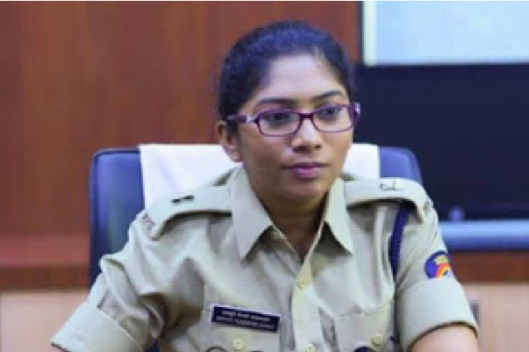 sp tejaswi saptpute warns to saloon owner not cut anyone hairs