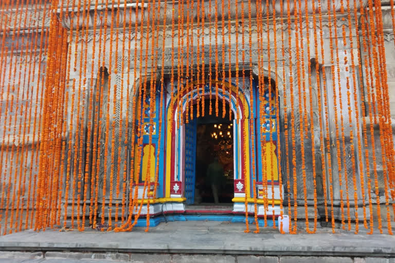 char-dham-yatra-2020-kedarnath-dham-doors-opened-today-in-lockdown