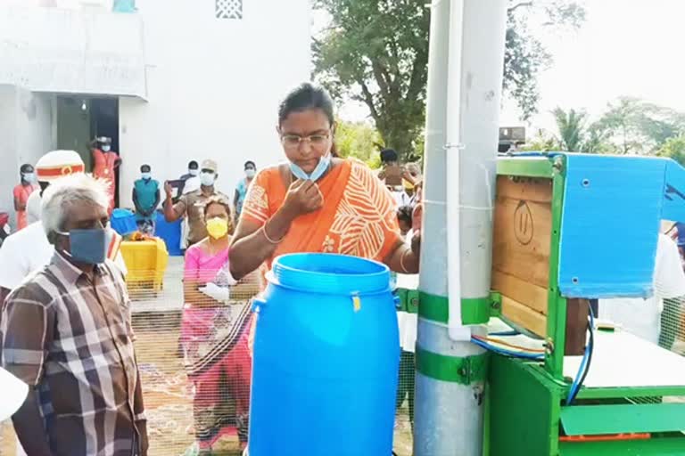 குறைந்த செலவில் கிருமிநாசினி தயாரிக்கும் இயந்திரம்