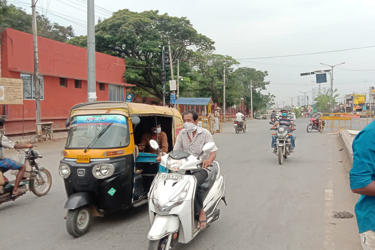 Increased traffic in Ranebennur