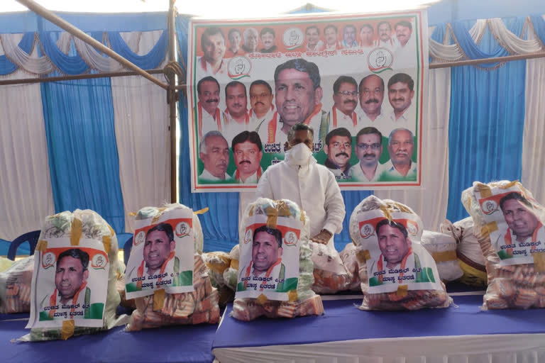 grocery-kit-distribution-to-poor-people-in-kolar