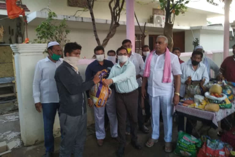 MLA KONERU KONAPPA DISTRIBUTED GROCERIES TO AUTO DRIVERS