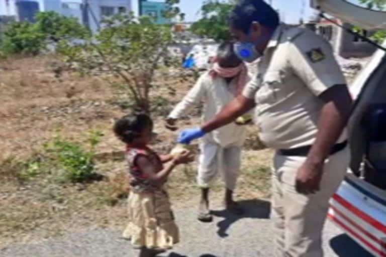 bangalore-police-social-work