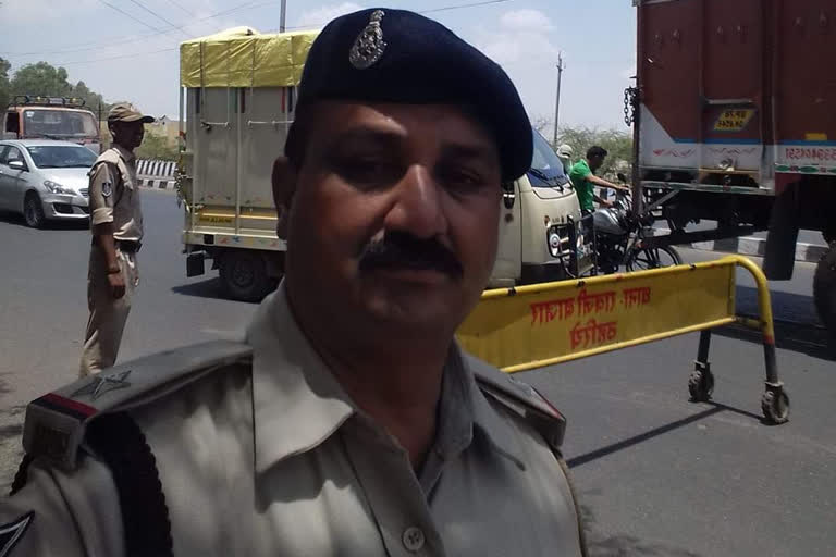 Indore Policeman dies due to attack giving duty in lockdown