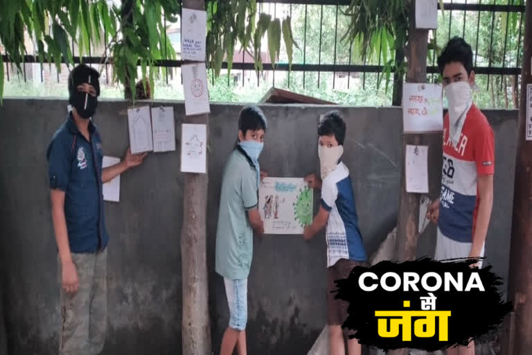 Children created awareness wall for Coronavirus in Vaishali Delhi