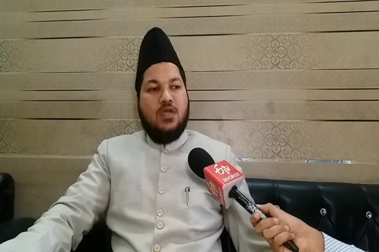 muslim religious leader maulana sufiyan nizami