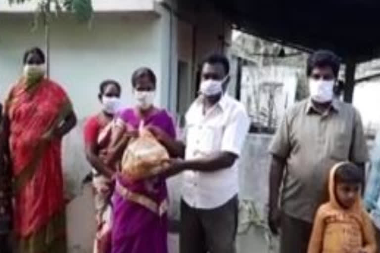 vegetables distributed at inampudi krishna district