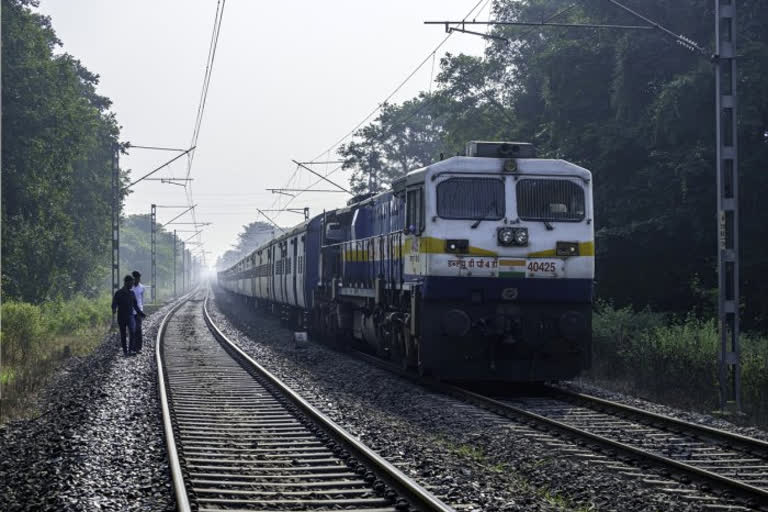 punjab-and-bihar-leaders-urges-modi-to-arrange-special-trains-for-transportation-of-labourers