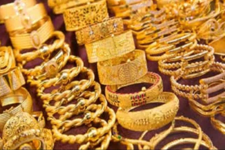 Gold jewellery demand in Q1 dips to 11-year low of 74 tonnes: WGC