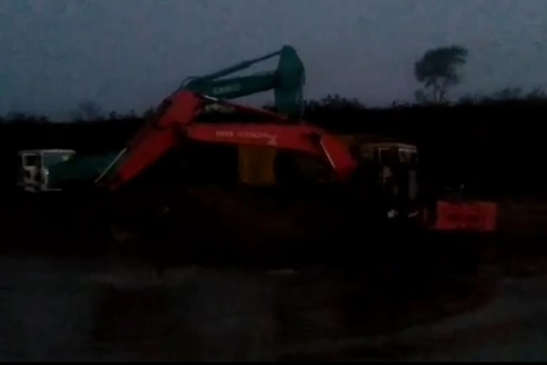 Sand being excavated during lockdown