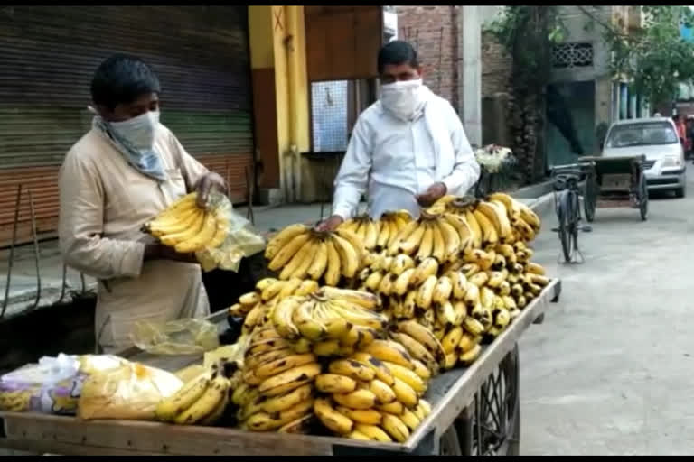 امروہہ: رمضان میں بھی دیکھنے کو مل رہا لاک ڈاؤن کا اثر