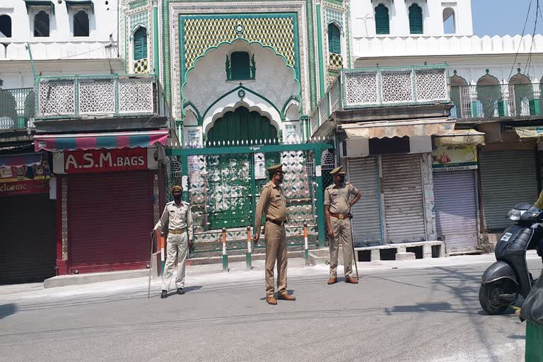 locks hanging in mosques