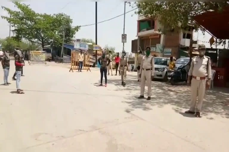 corona fighter helping police