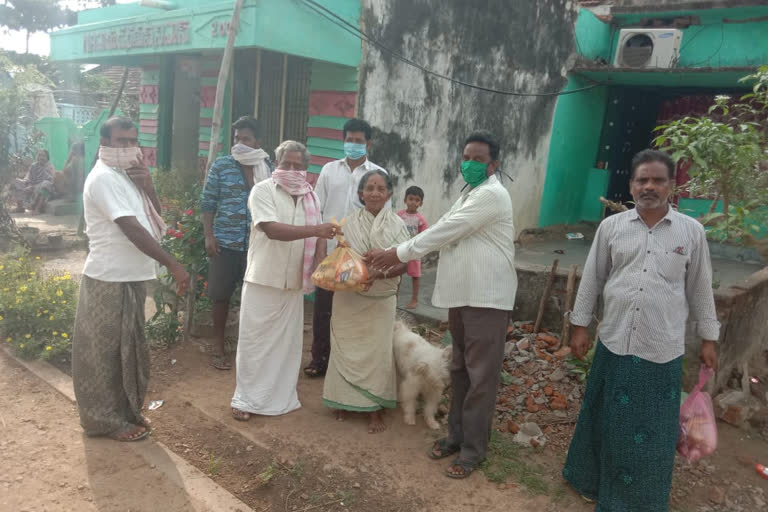 retired teacher Distributing essentials things