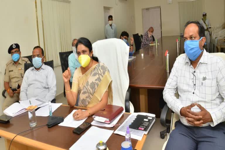 collector review meeting on migrant labours at wanaparthy