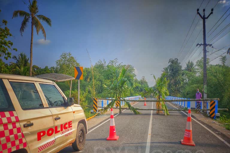 പൊതുജനം ദുരിതത്തിൽ  പരുംമൂട്ടിൽ പാലം  road crossed  people suffering