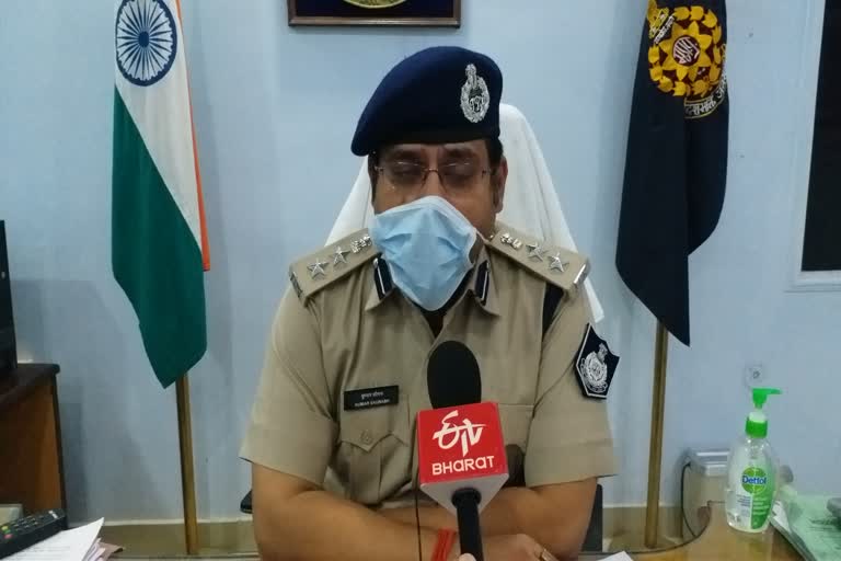 Chhatarpur police strict against rumors spreading messages