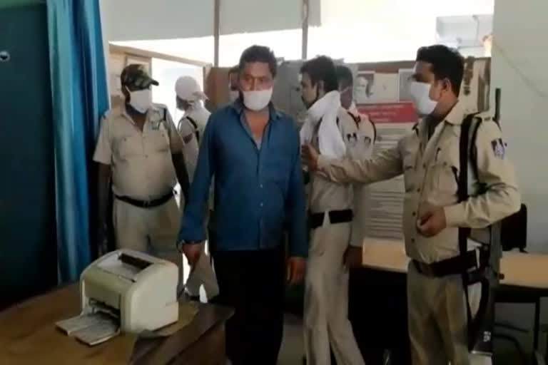 Stamp vendor was making fake lockdown pass in rewa