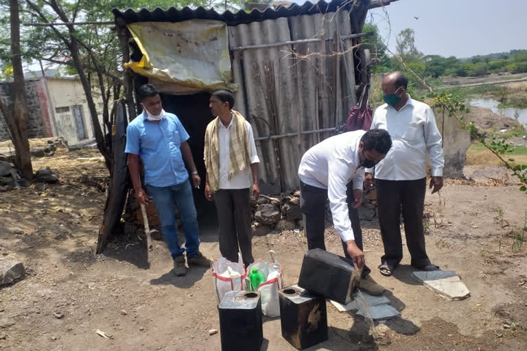 Police destroy local liquor factory in Satara