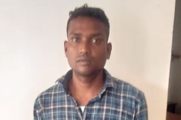 Accused arrested for threatening a soldiers wife in raipur