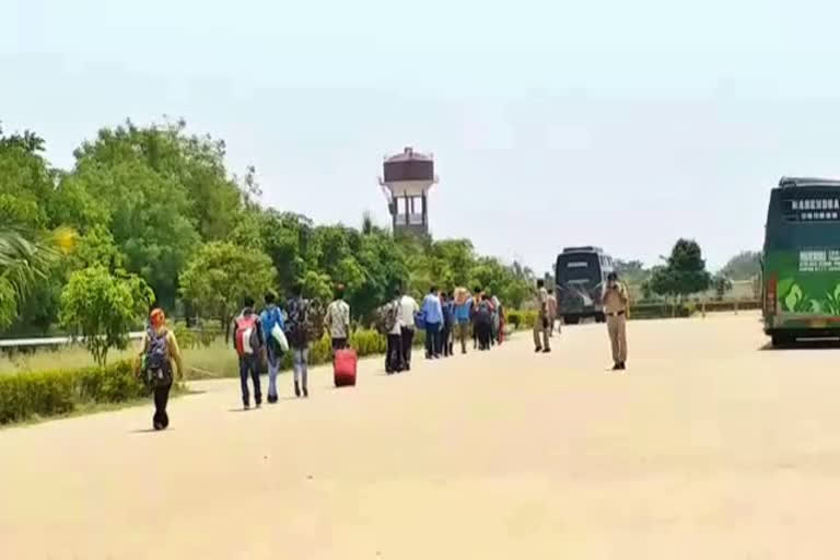 workers are being sent by buses from raipur chhattisgarh