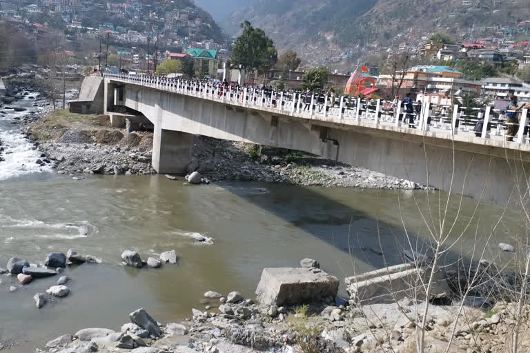 bhoothnath bridge kullu