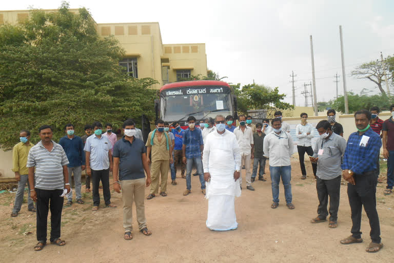 Rajasthanis traveled to their hometown after completing 34 days of quarantine