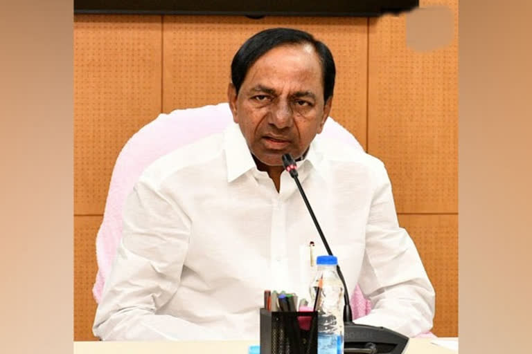 Telangana CM reviews measures taken to contain spread of COVID-19