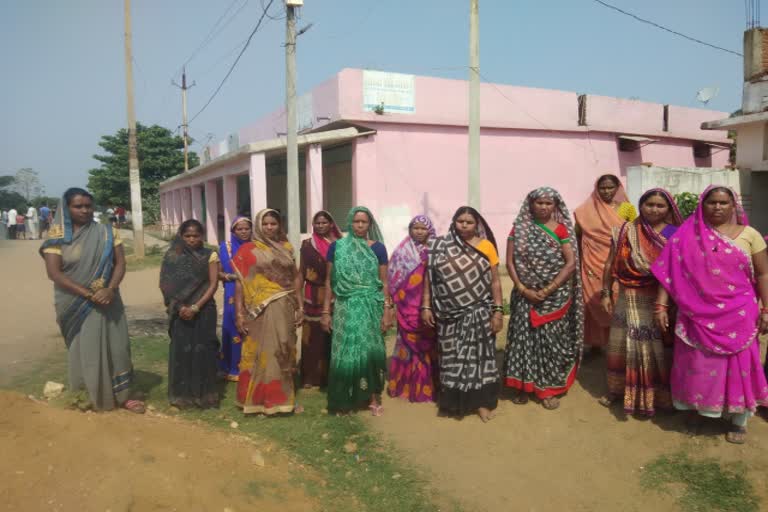 Demand to install solar panel hand pump in the village