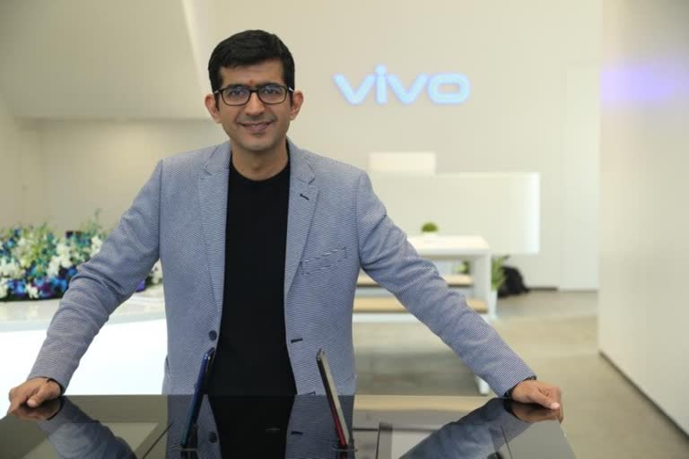 Vivo lets you buy phones offline from 20,000 retailers from home