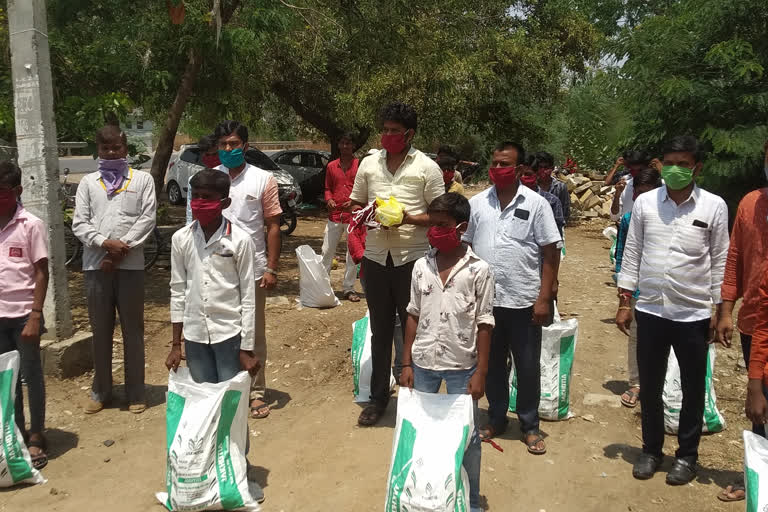 Food kit distributed for Paper distributors in Sedum